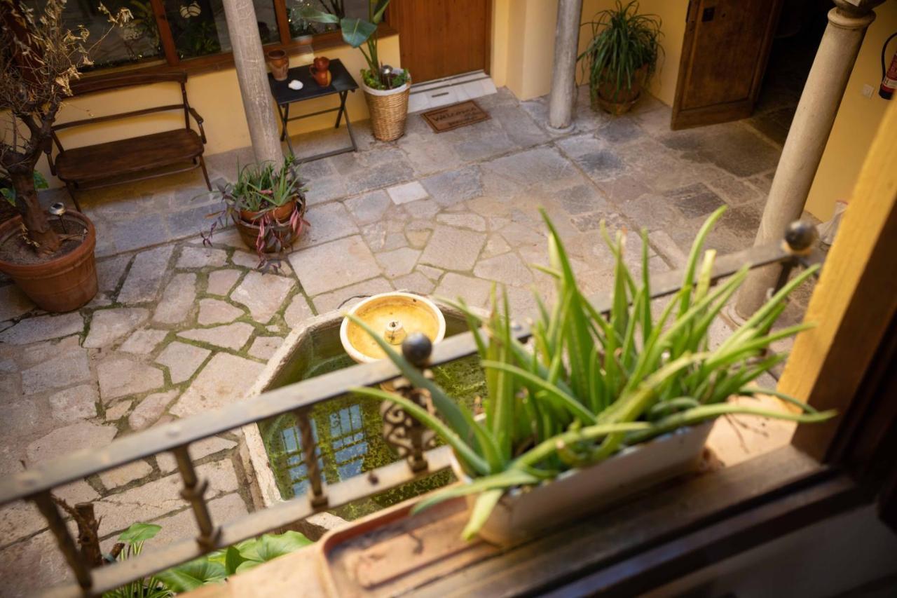 Alh Patio Apartamentos Granada Exterior foto
