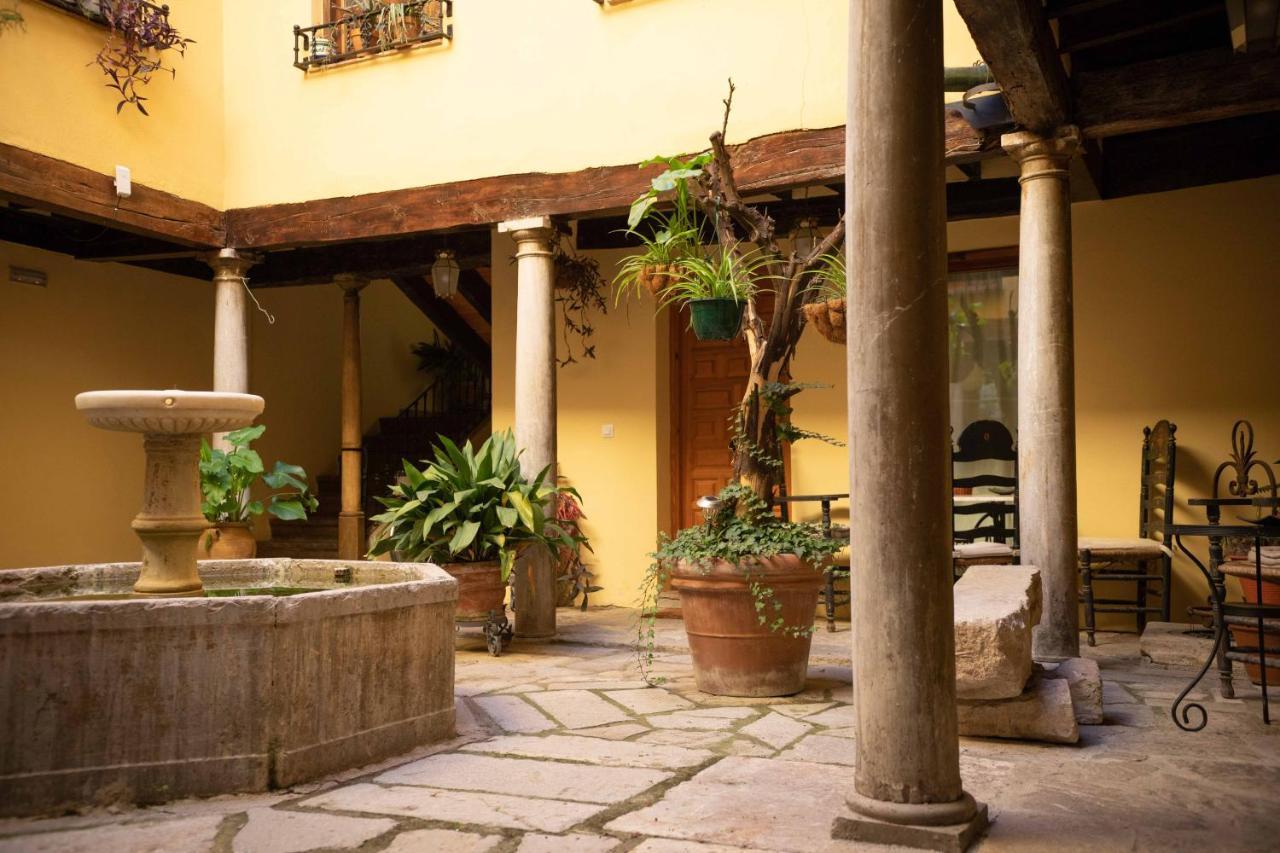 Alh Patio Apartamentos Granada Exterior foto