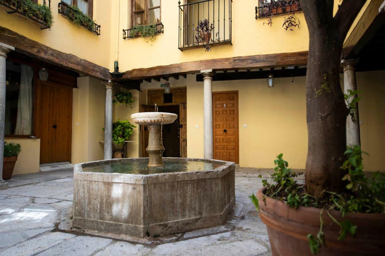 Alh Patio Apartamentos Granada Exterior foto